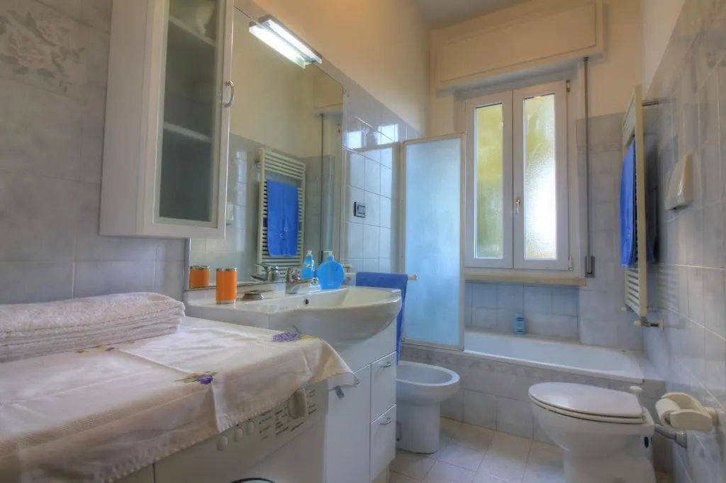 La Forgia Apartment 佩斯基耶拉德加达